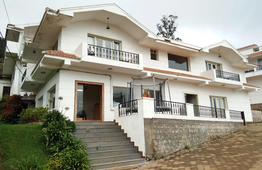 Berry Hills Resort-1